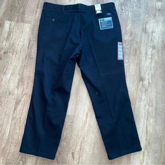 Dockers Original Khaki No Wrinkles Permanent Crease Flat Front NWT Size 40/29 - Picture 6 of 11